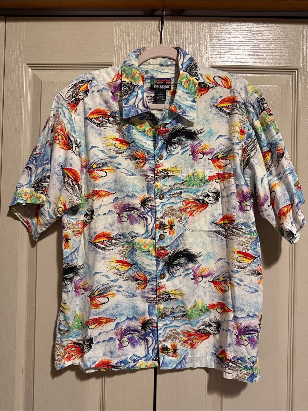 Rare vintage Patagonia Pataloha multicolor fly fishing flies pattern